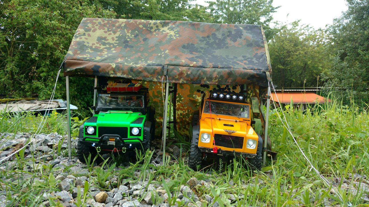 Crawler Tent double garage 1:10