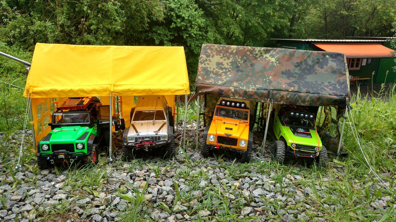 Crawler Tent double garage 1:10